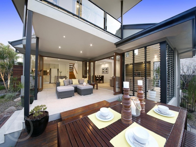 8 Silky Oak Drive, Brookwater QLD 4300
