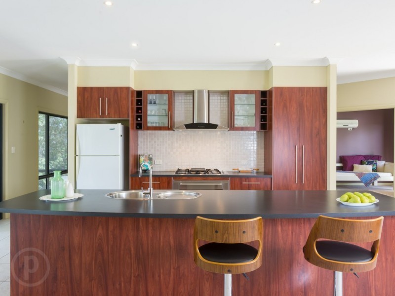 24 Solander Court, Karana Downs QLD 4306