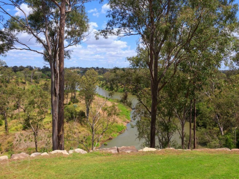 24 Solander Court, Karana Downs QLD 4306