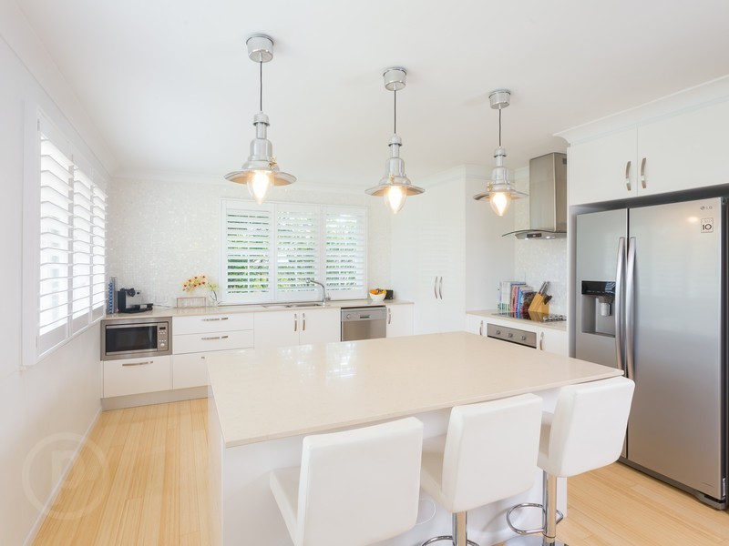 4 Jenee Street, Jindalee QLD 4074