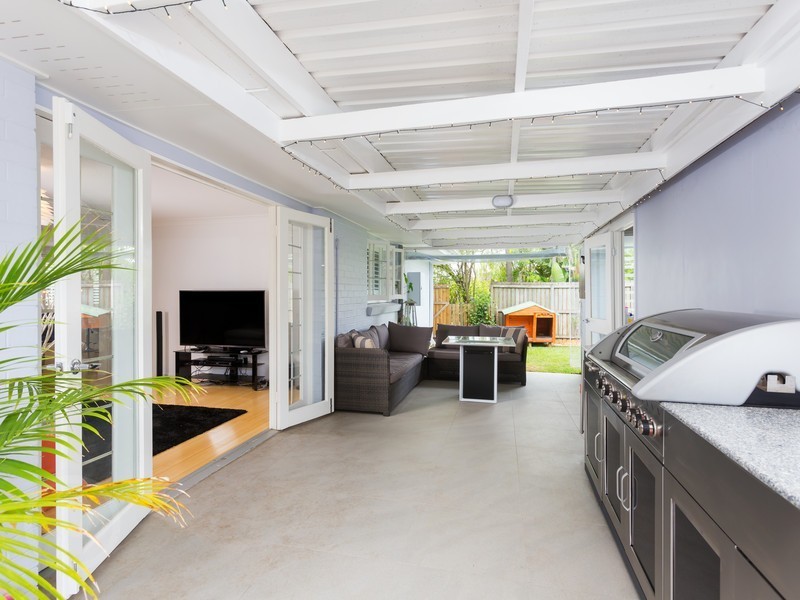 4 Jenee Street, Jindalee QLD 4074