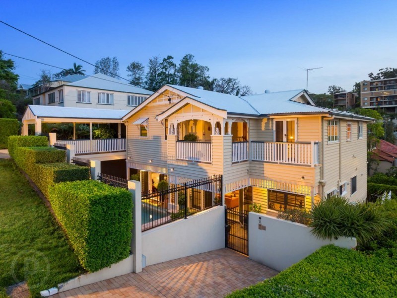 11 Prospect Terrace, St Lucia QLD 4067
