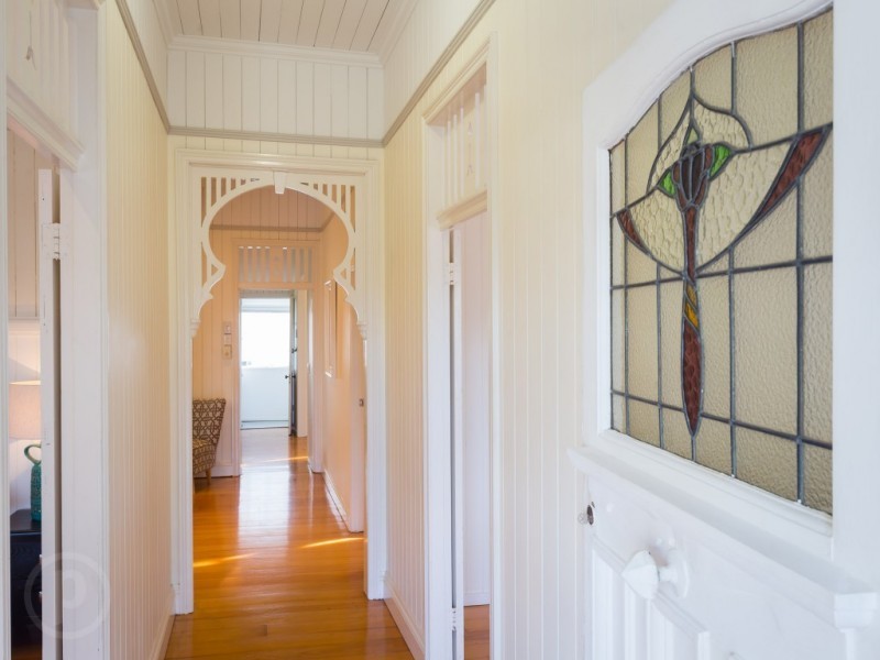 55 Strong Avenue, Graceville QLD 4075