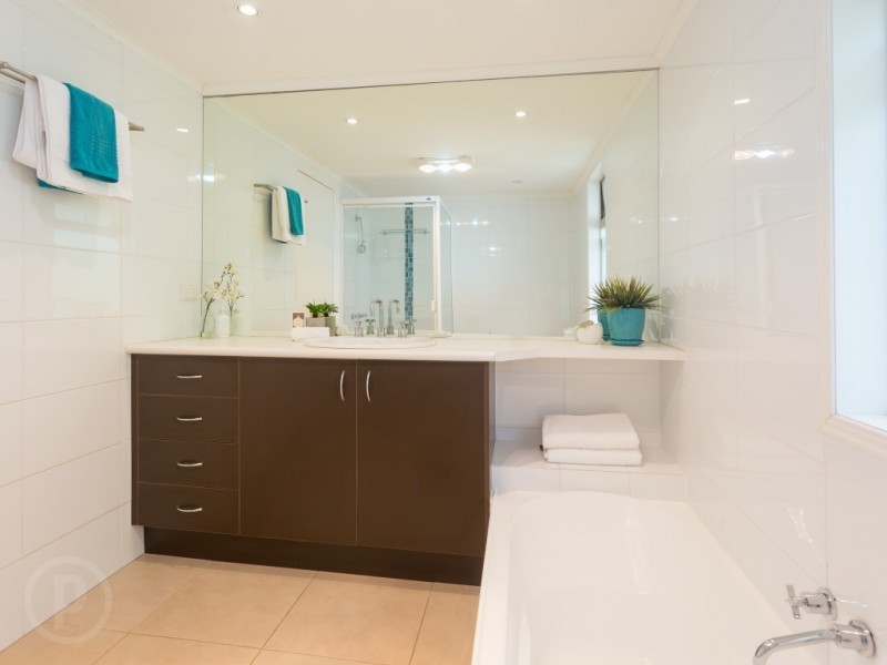 55 Strong Avenue, Graceville QLD 4075