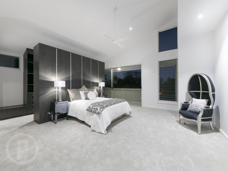 77 Gresham Street, East Brisbane QLD 4169