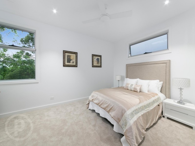 77 Gresham Street, East Brisbane QLD 4169