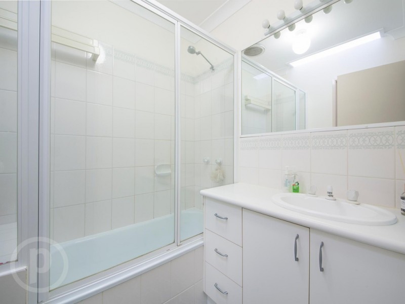 4/547 Oxley Road, Sherwood QLD 4075