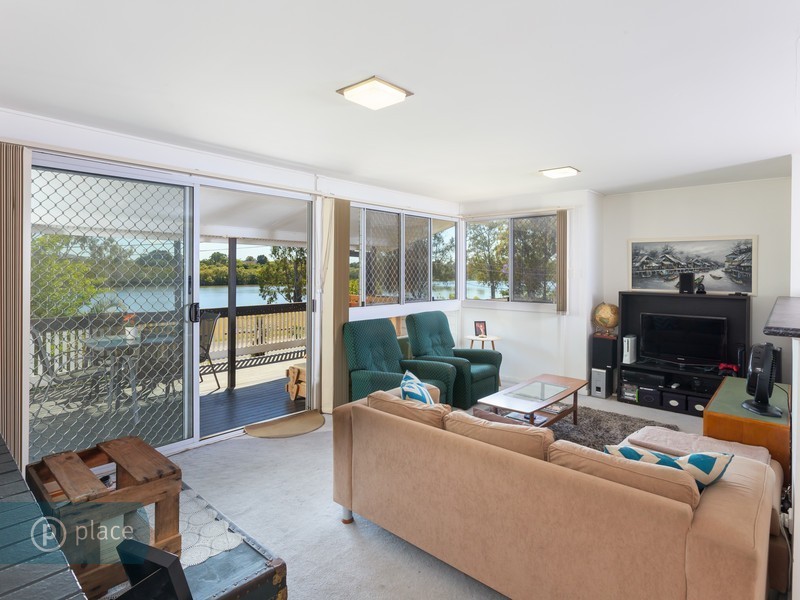 27 Nadine Street,, Graceville QLD 4075