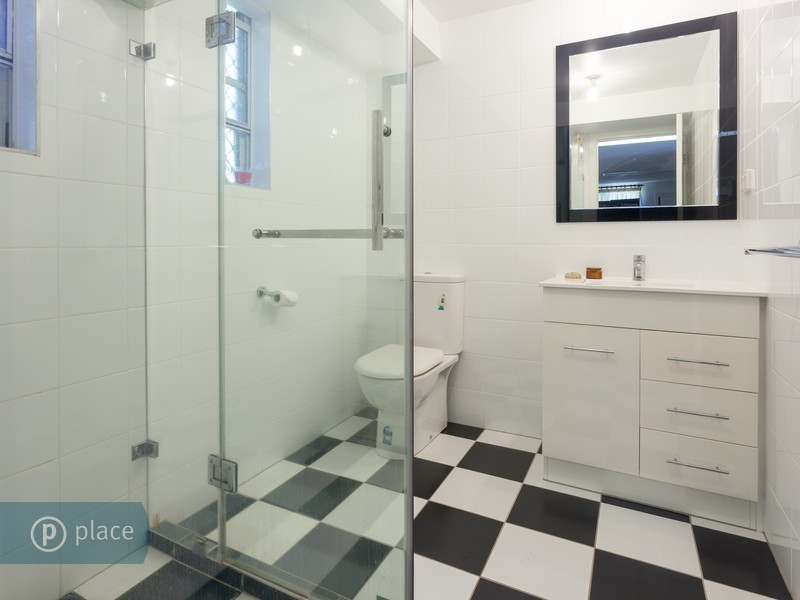 27 Nadine Street,, Graceville QLD 4075
