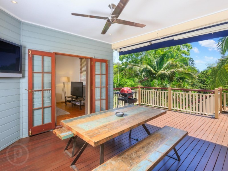 77 Lilly Street, Sherwood QLD 4075