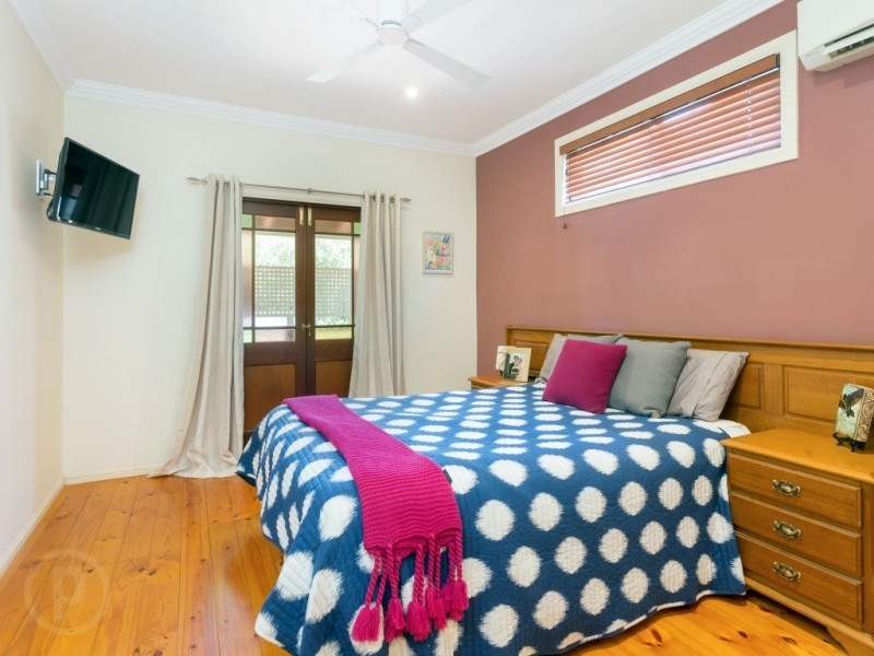 77 Lilly Street, Sherwood QLD 4075