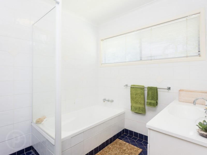 4 Cartella Street, Jindalee QLD 4074