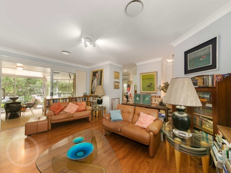 25 Wattlebrush Close, Bellbowrie QLD 4070
