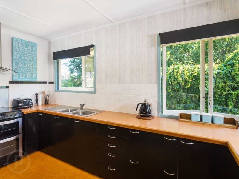 54 Quarry Road, Sherwood QLD 4075