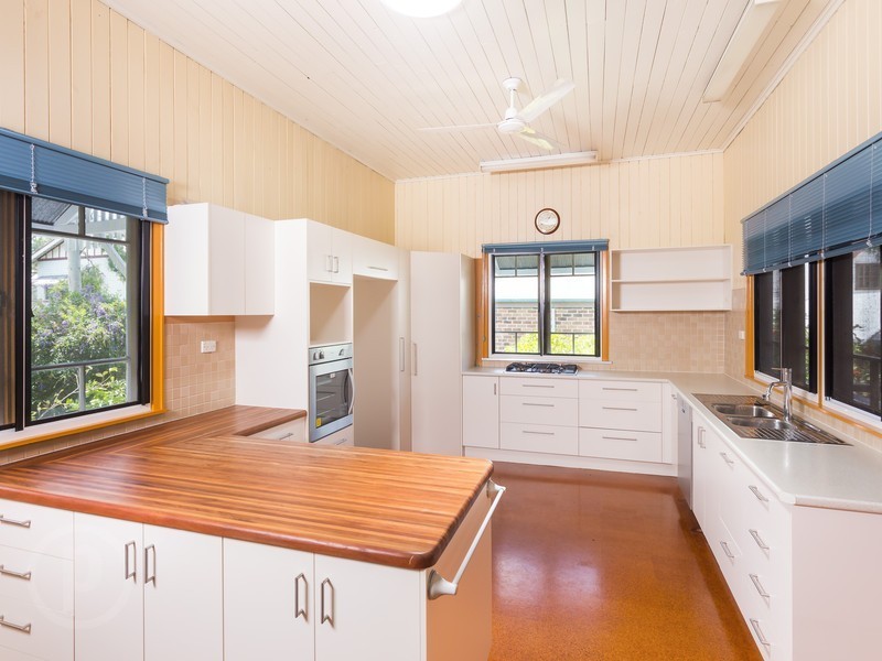 25 Rakeevan Road, Graceville QLD 4075