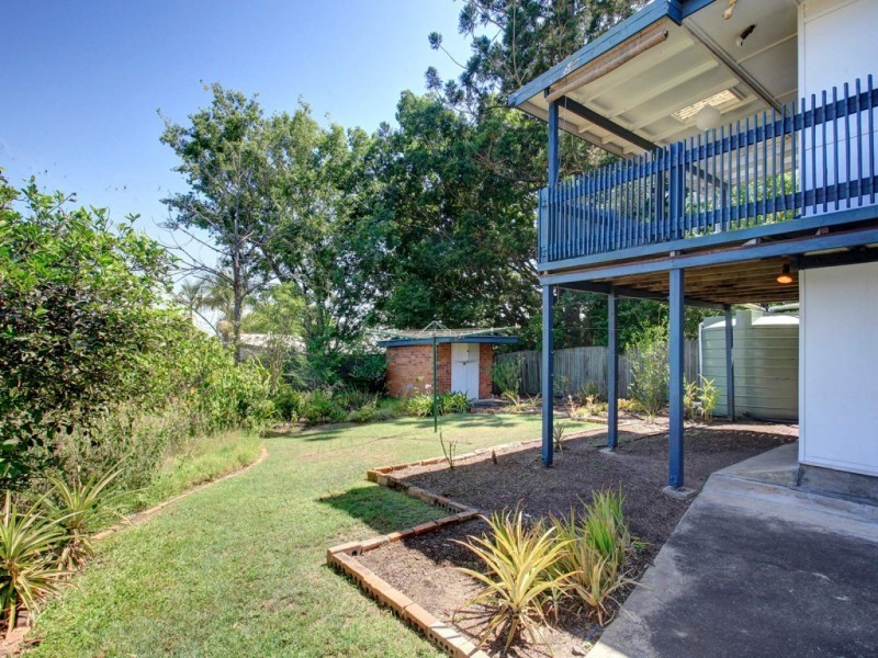 34 Bayford Street, Oxley QLD 4075