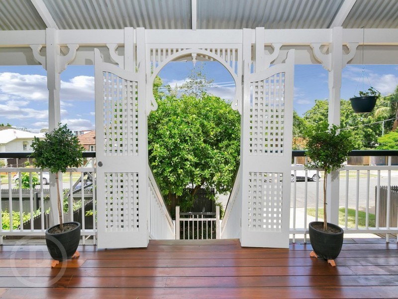 35 Thallon Street, Sherwood QLD 4075