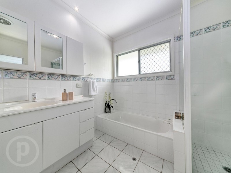 142 White Street, Graceville QLD 4075