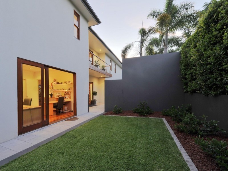 42 King Arthur Terrace, Tennyson QLD 4105