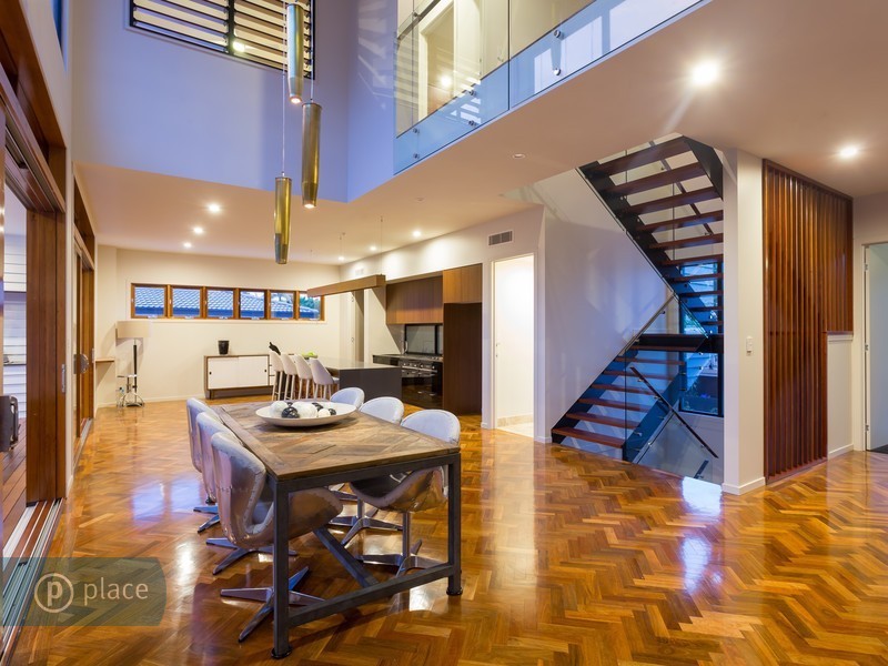 67 Nadine Street, Graceville QLD 4075