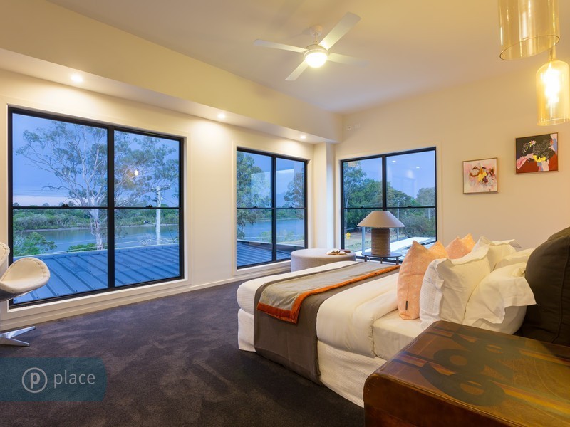 67 Nadine Street, Graceville QLD 4075