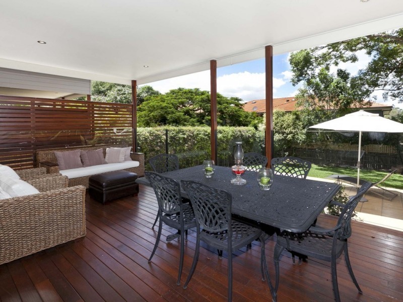 161 Strong Avenue, Graceville QLD 4075