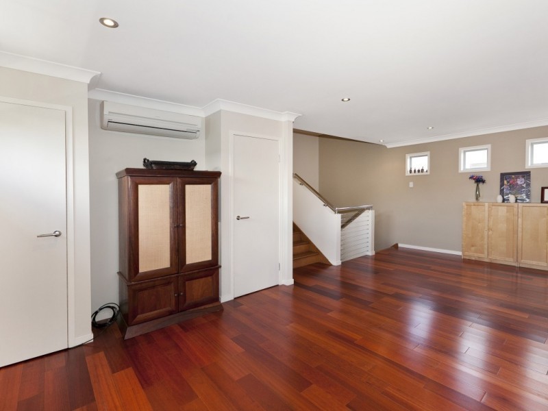 161 Strong Avenue, Graceville QLD 4075