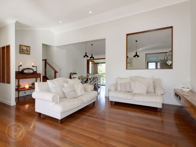 9 Nearco Street, Fig Tree Pocket QLD 4069