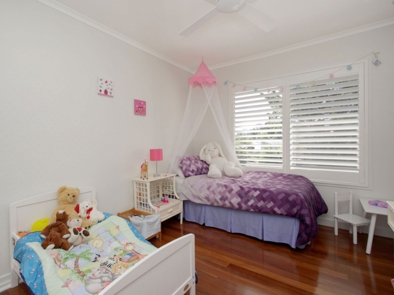 9 Nearco Street, Fig Tree Pocket QLD 4069