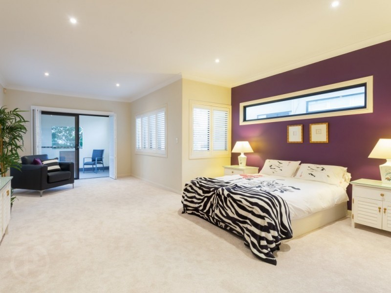 19 Merlin Street, Tennyson QLD 4105