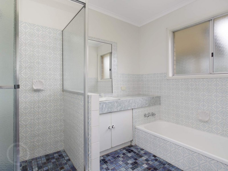 33 Lucock Street, Oxley QLD 4075