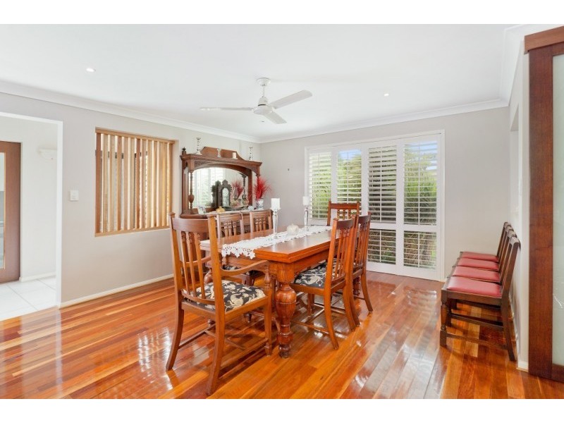 12 Tancred Place, Bellbowrie QLD 4070