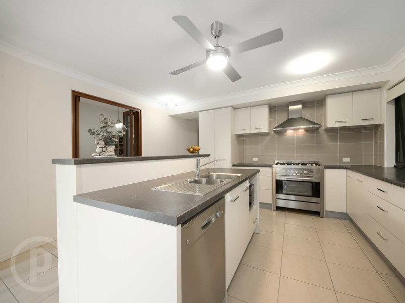 39 Fiddlewood Crescent, Bellbowrie QLD 4070