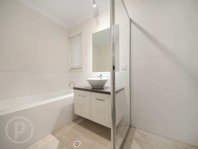 39 Fiddlewood Crescent, Bellbowrie QLD 4070