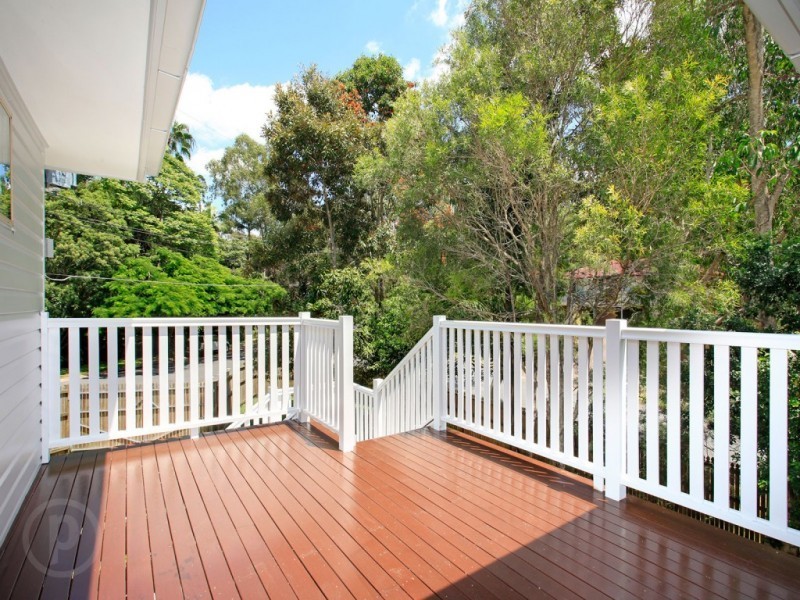 27 Jainba Street, Indooroopilly QLD 4068