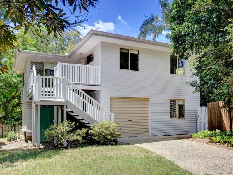 27 Jainba Street, Indooroopilly QLD 4068