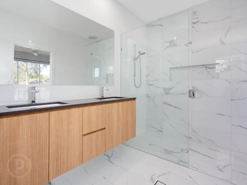 23 Pinedale Street, Morningside QLD 4170