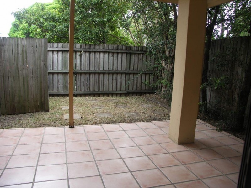 1/42 Hassall Street, Corinda QLD 4075