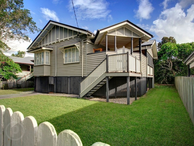 59 Strong Ave, Graceville QLD 4075