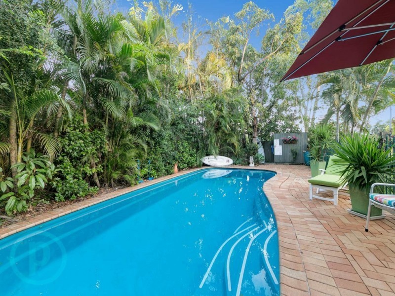 110 King Arthur Terrace, Tennyson QLD 4105