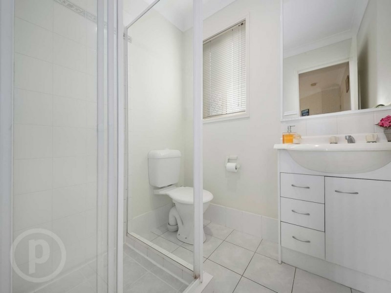 23 Homebush Crescent, Sinnamon Park QLD 4073