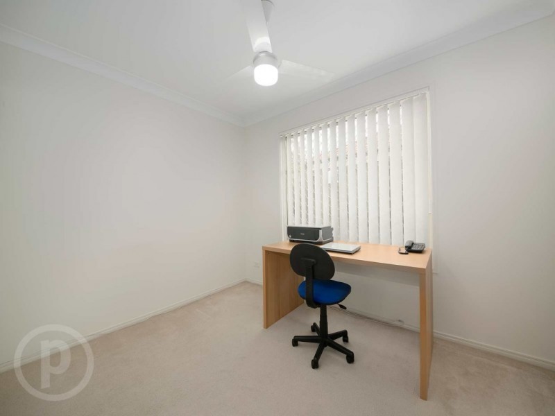 23 Homebush Crescent, Sinnamon Park QLD 4073