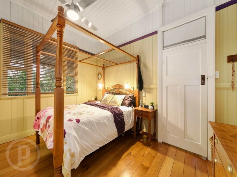 70 Hargreaves Avenue, Chelmer QLD 4068