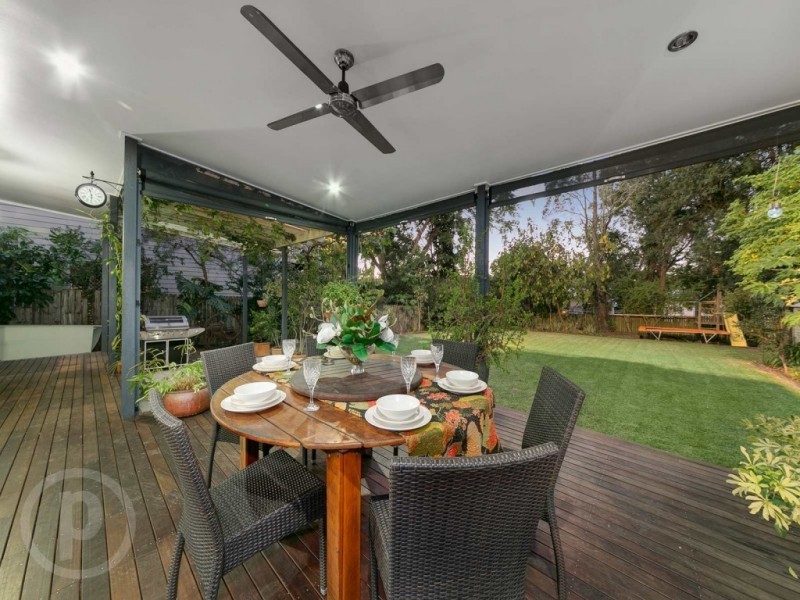 70 Hargreaves Avenue, Chelmer QLD 4068