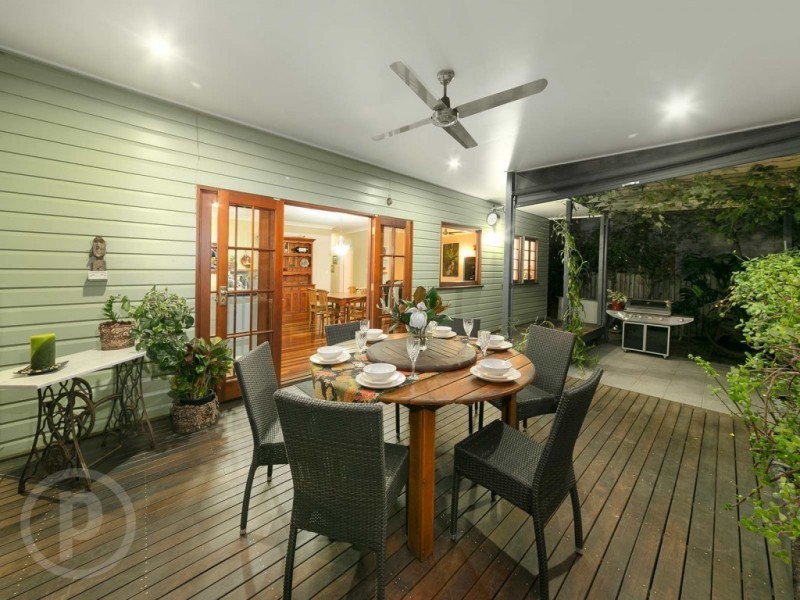 70 Hargreaves Avenue, Chelmer QLD 4068