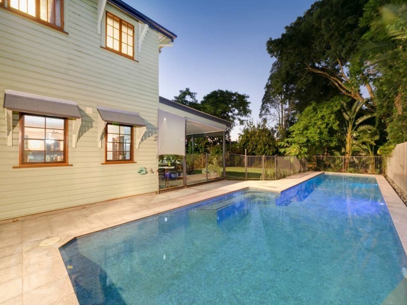 70 Hargreaves Avenue, Chelmer QLD 4068