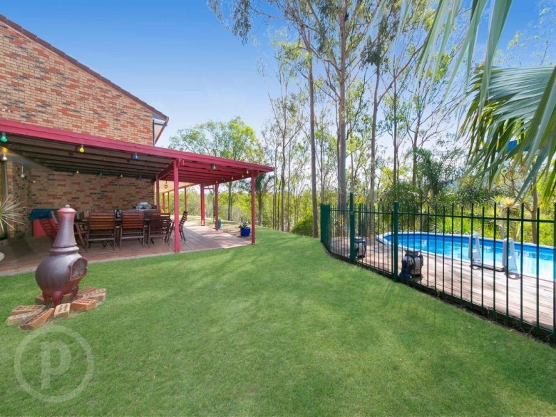 2 Mountain Vista Court, Mount Crosby QLD 4306