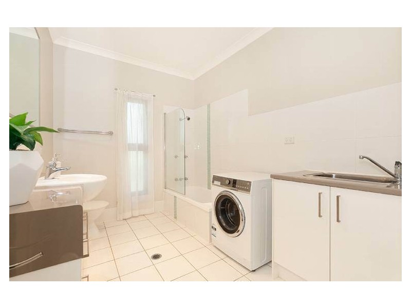 59 Hall Street, Sherwood QLD 4075