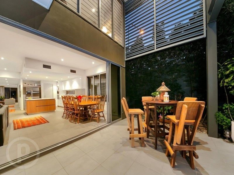 2 Kobada Street, Taringa QLD 4068