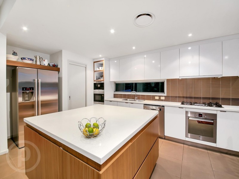 2 Kobada Street, Taringa QLD 4068